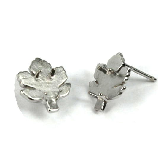 Canada Flag Ear Studs with Prongs Mounting in Sterling Silver 4x7mm