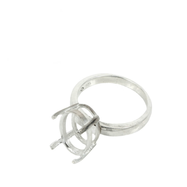 Jeweler Ring Peg Setting Basket Style Four-Prong Oval - example 1