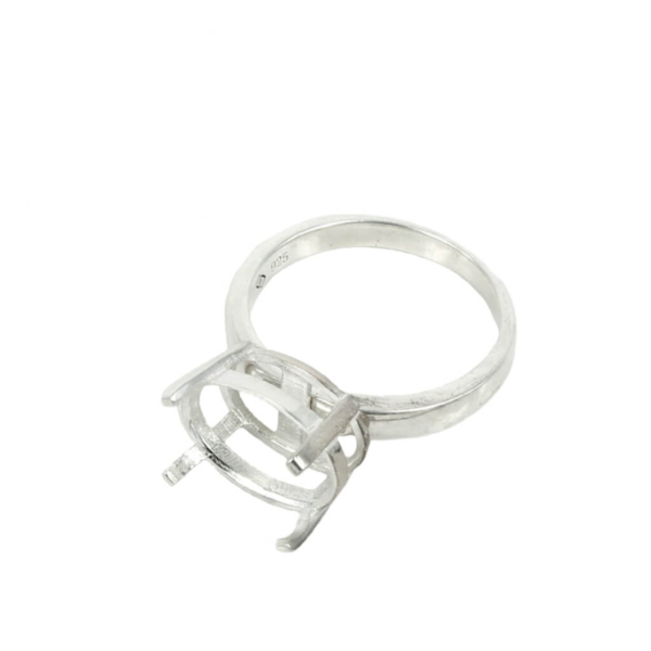 Jeweler Ring Peg Setting Basket Style Four-Prong Oval - example 2