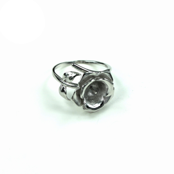 Rose Cross-Over Ring with Cup and Peg Mounting in Sterling Silver 9mm